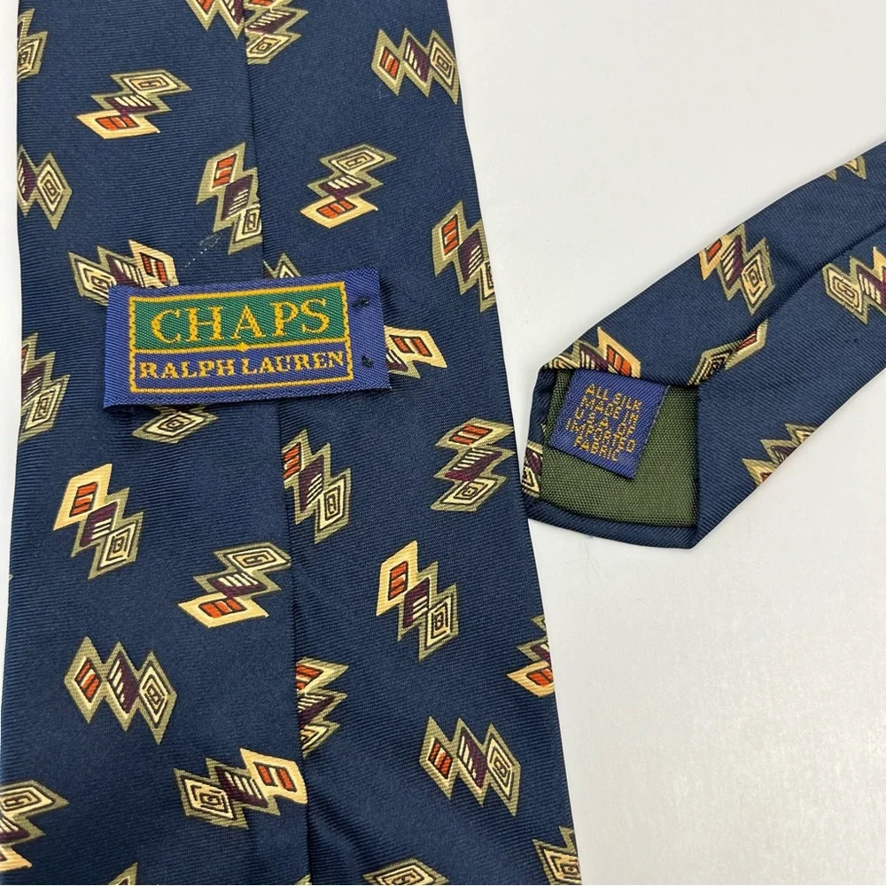 Chaps Ralph Lauren Blue Geometric 100% Silk Mens Neck Tie Made in USA‎ Vintage